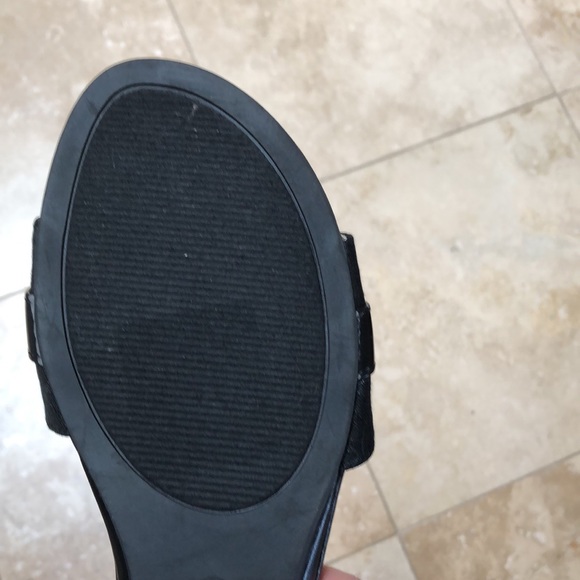 GBG Los Angeles BLACK Slight Wedge dress or casual - Picture 6 of 6